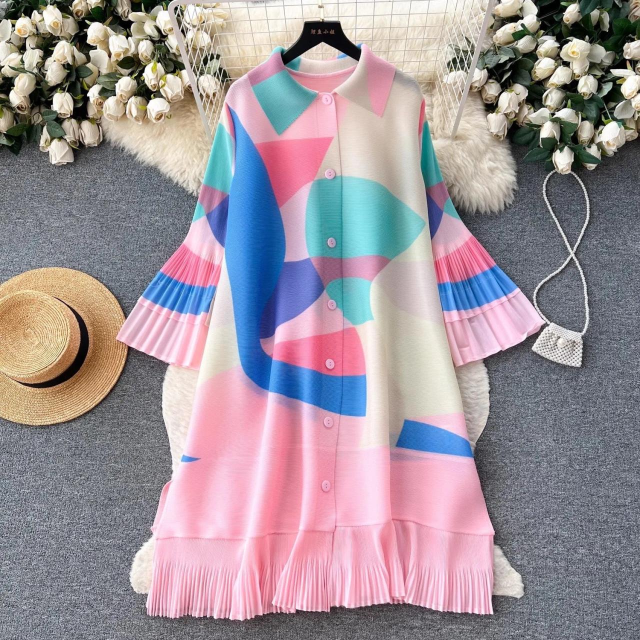 geometric print pleated dress Geometric canary print pleated short dress