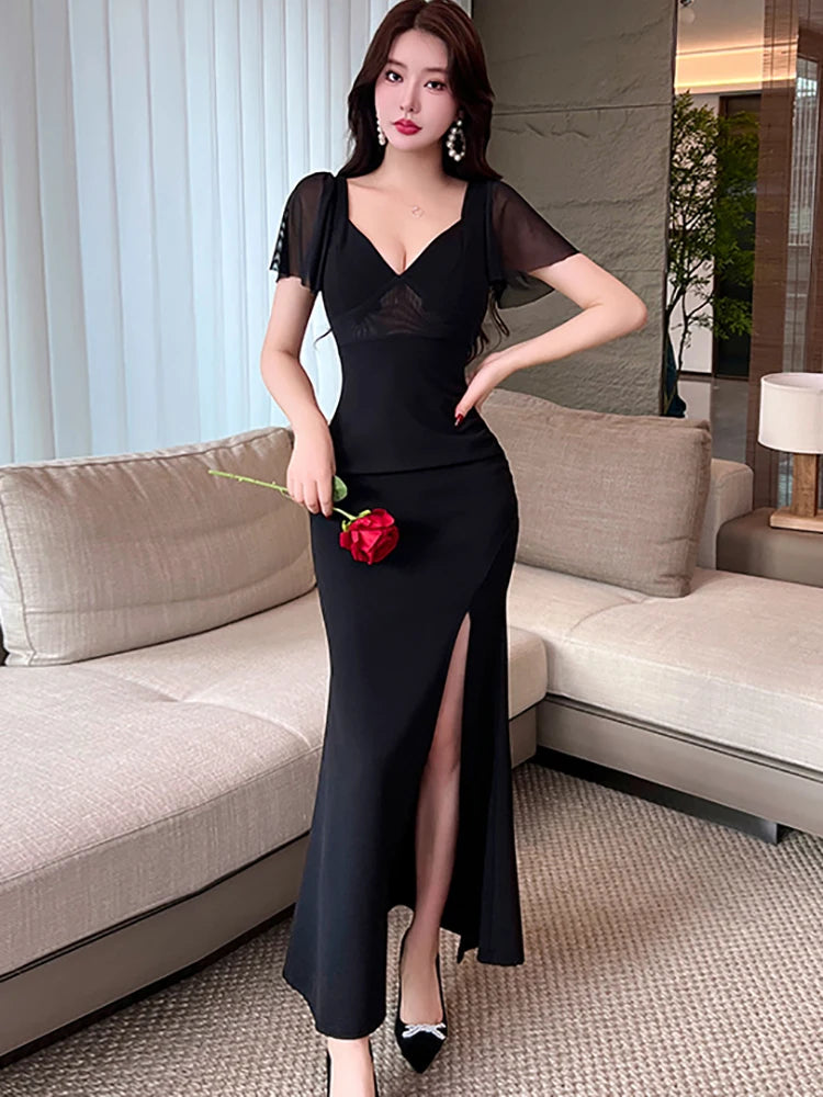 black mesh v neck dress V-neck Black Gown With Sheer Mesh Sleeves
