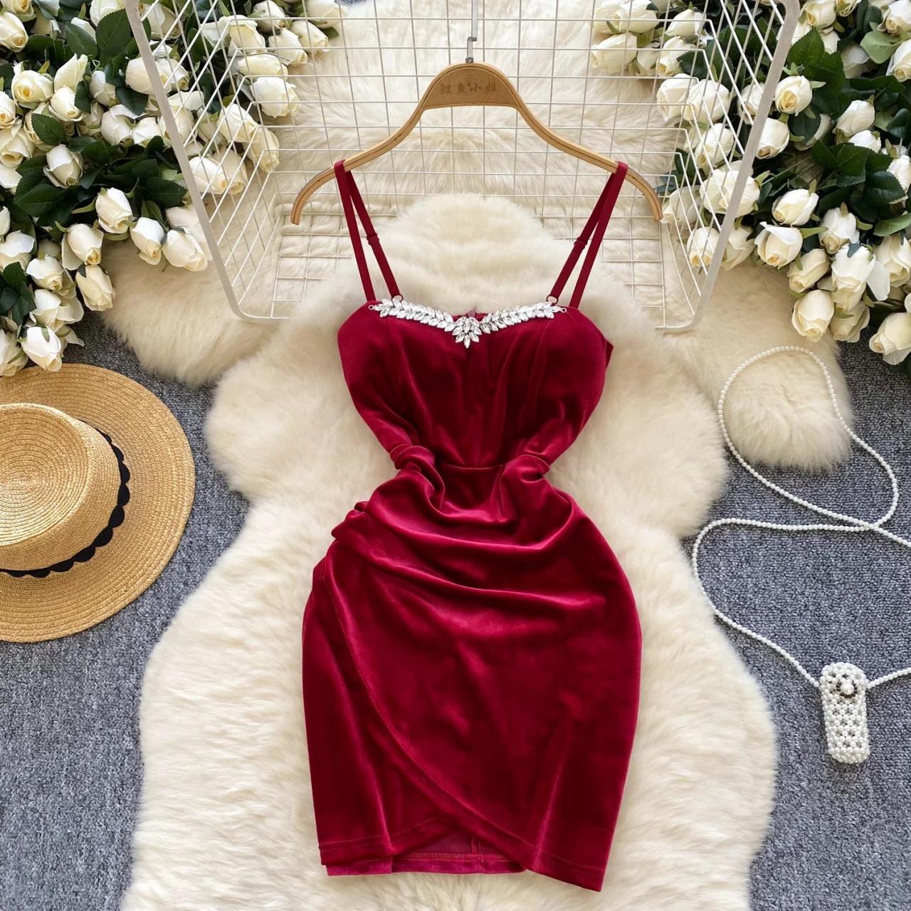 silver mirror dress Square-Neck Silver Cut-Mirror Sequin Bodycon Homecoming Dress – Newinlook