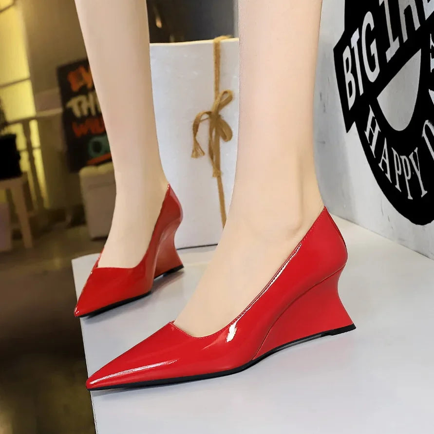 Red Glossy Pointed Toe Wedge Heel Pumps on Luulla